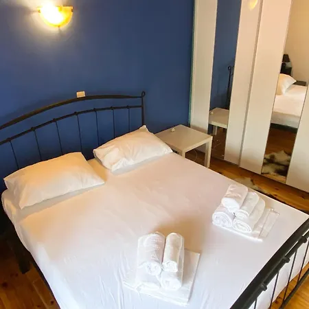 Robi Apartment Vrsine